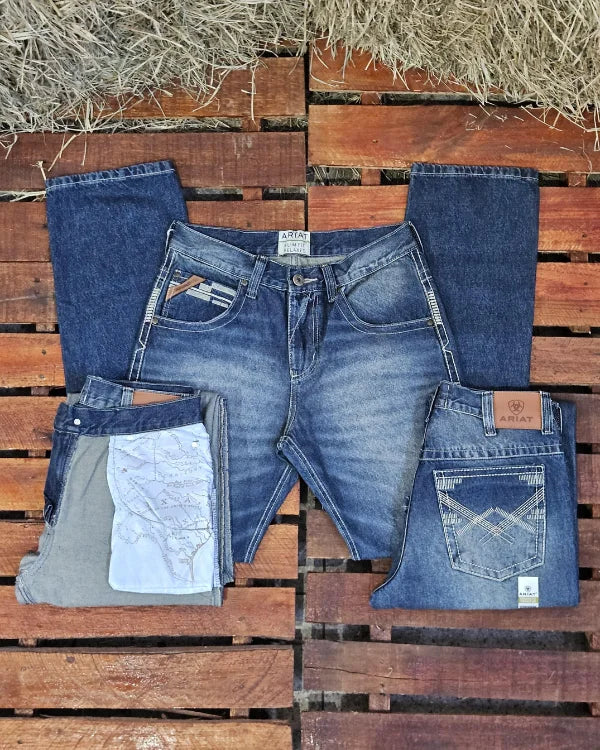 Calça country masculina ARIAT azul marinho com bordado em X