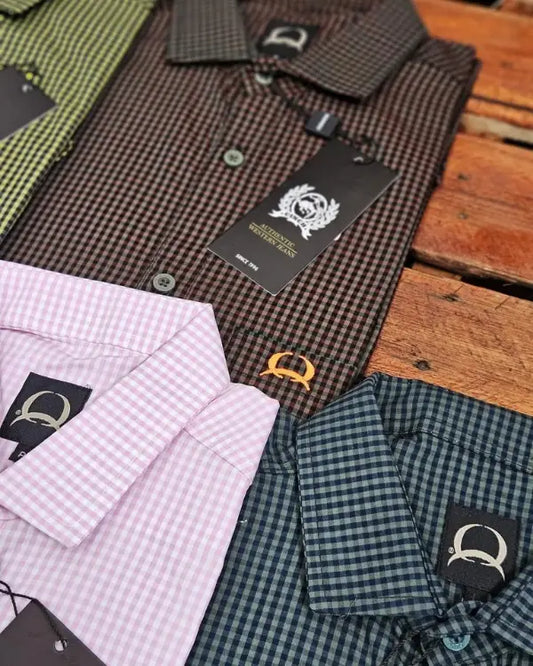 Camisa Xadrez Masculina Cinch Manga Curta detalhe do xadrez e acabamento