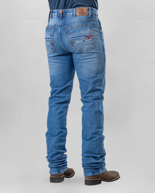 Calça country masculina ARIAT azul claro com bordado tricolor